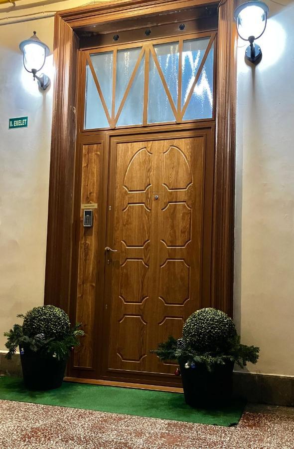 Logod Panorama Apartman Budapest Eksteriør bilde