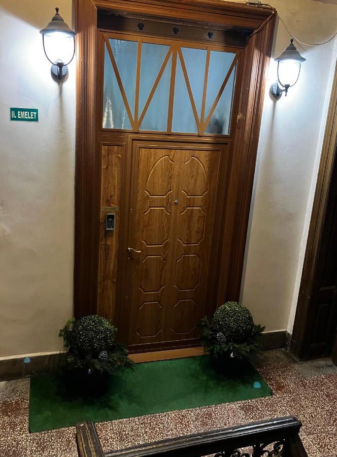 Logod Panorama Apartman Budapest Eksteriør bilde